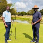 kucheza golf na Mtemi Kamulika wa Iswangala na kujadili